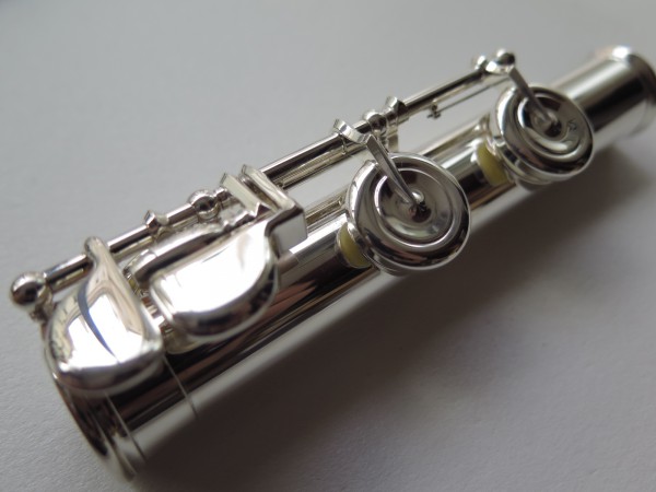 Flute traversière Yamaha 587 (2)