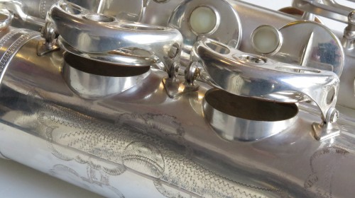 Saxophone ténor Selmer super balanced action argenté sablé (1)