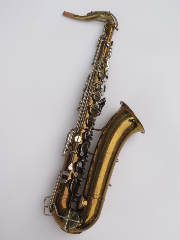 Saxophone ténor Martin committee 2 verni gravé (11)