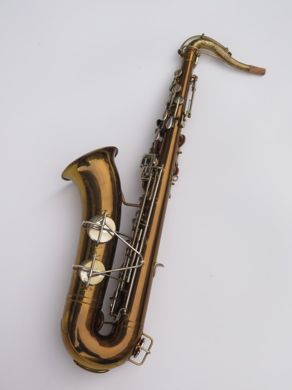 Saxophone ténor Martin committee 2 verni gravé (12)