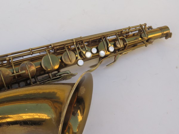 Saxophone ténor Conn transitionnel verni gravé (3)