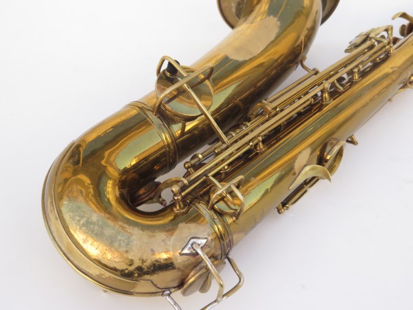 Saxophone ténor Conn transitionnel verni gravé (5)