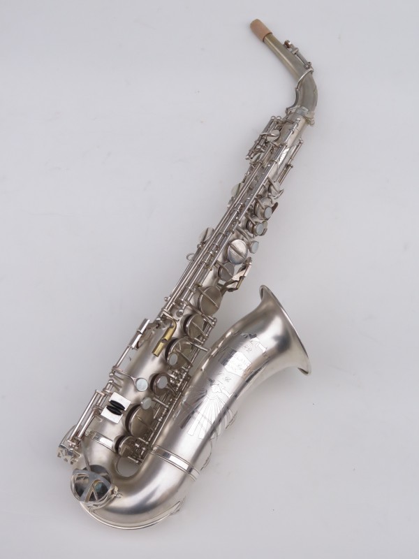 Saxophone alto Lebblanc semi rationnel argenté sablé gravé (7)