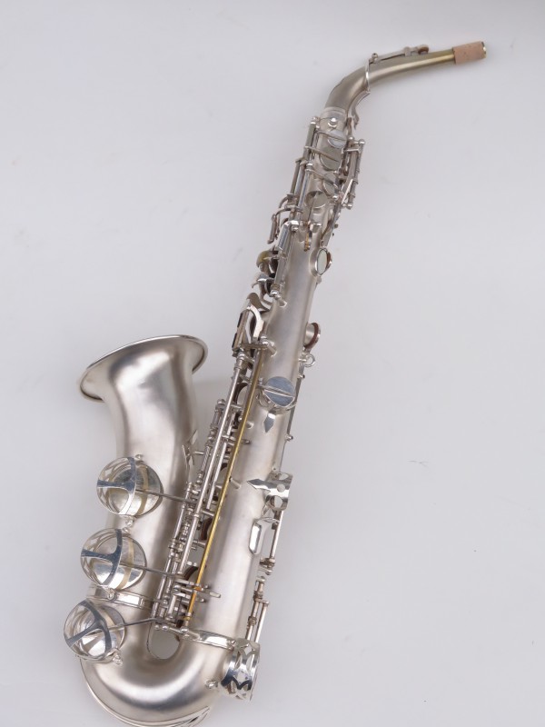 Saxophone alto Lebblanc semi rationnel argenté sablé gravé (8)