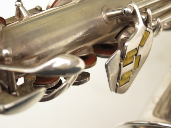 Saxophone alto Conn 6M 8 US Army argenté sablé ladyface (24)