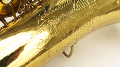 Saxophone ténor Conn 10 verni gravé ladyface (1)