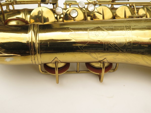 Saxophone ténor Conn 10 verni gravé ladyface (8)