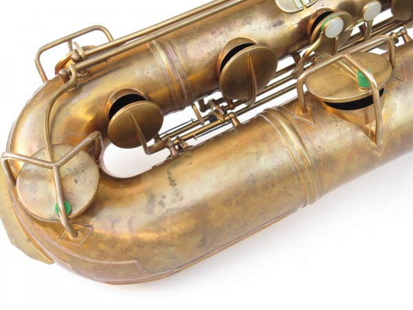 Saxophone baryton Geo M Bundy Conn stencil gravé (18)