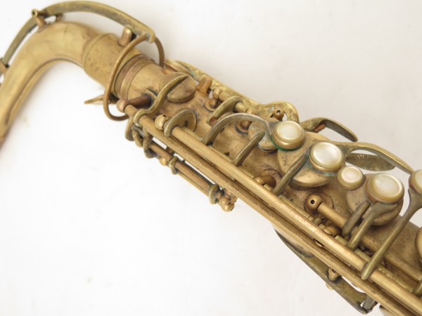 Saxophone alto Conn transitionnel ladyface non verni gravé (16)