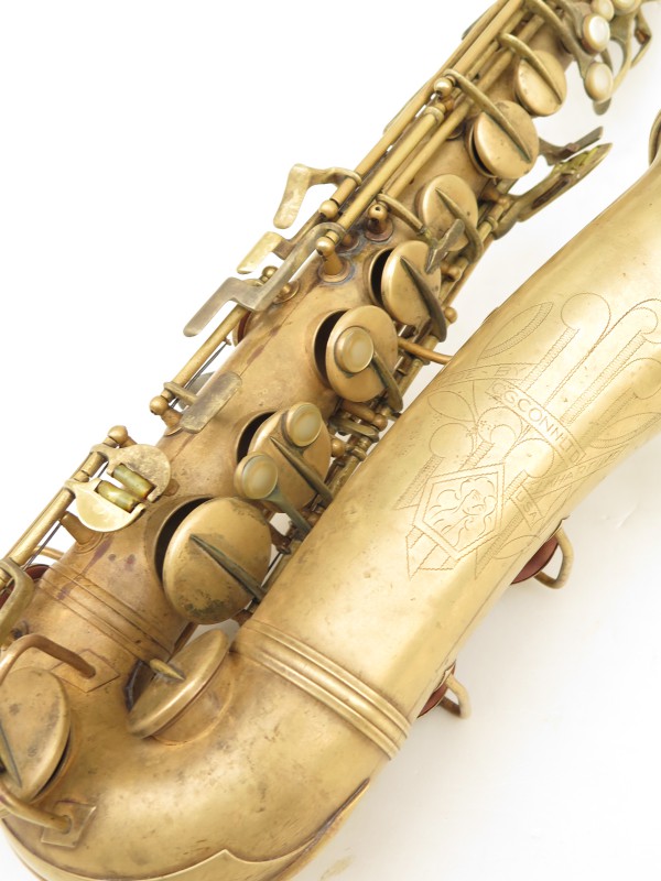 Saxophone alto Conn transitionnel ladyface non verni gravé (2)