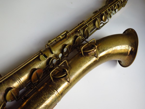 SAX BARYTON GEO BUNDY 48489 (10)