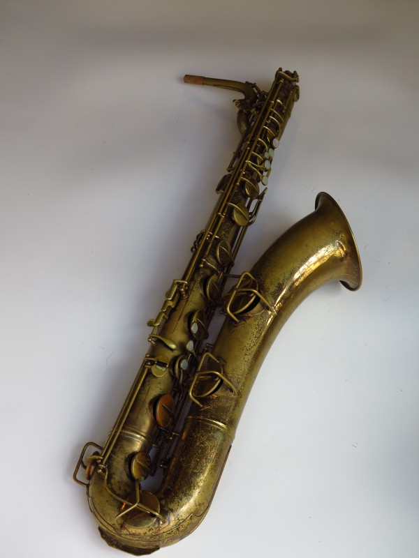 SAX BARYTON GEO BUNDY 48489 (6)