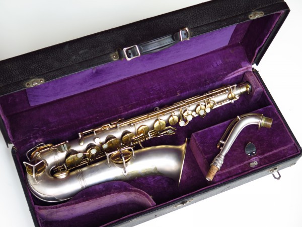 Sax ténor en Ut Conn New Wonder (13)