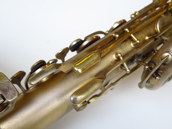 Sax baryton Conn 12M plaqué or (13)