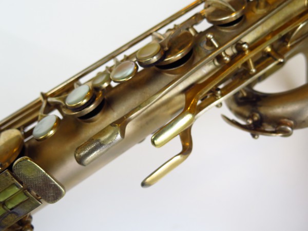 Sax baryton Conn 12M plaqué or (23)