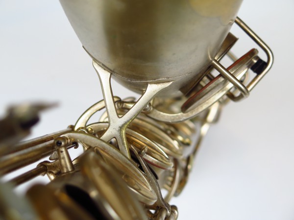 Sax baryton Conn 12M plaqué or (3)