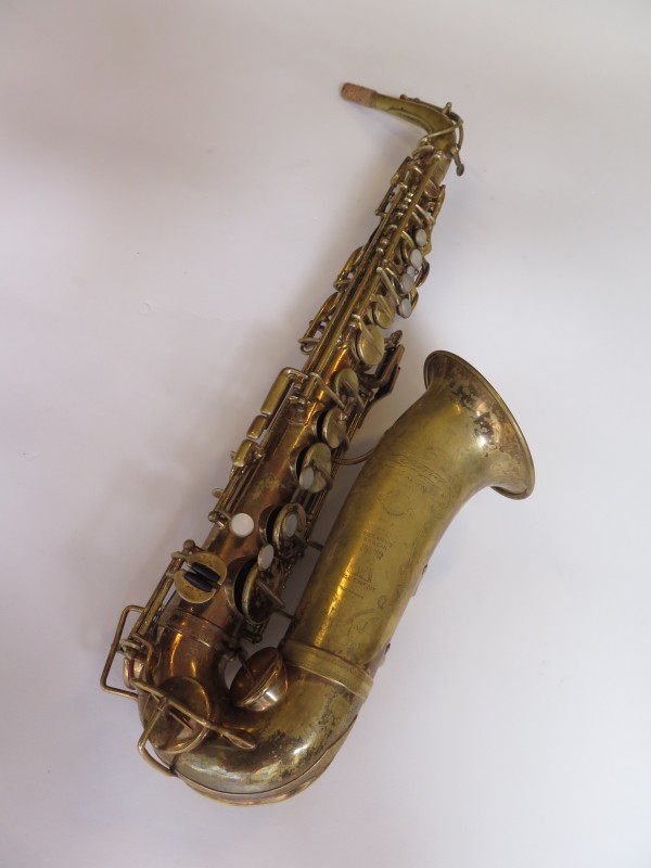 Saxophone alto Selmer Super verni (13)