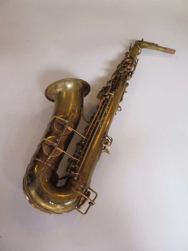 Saxophone alto Selmer Super verni (14)