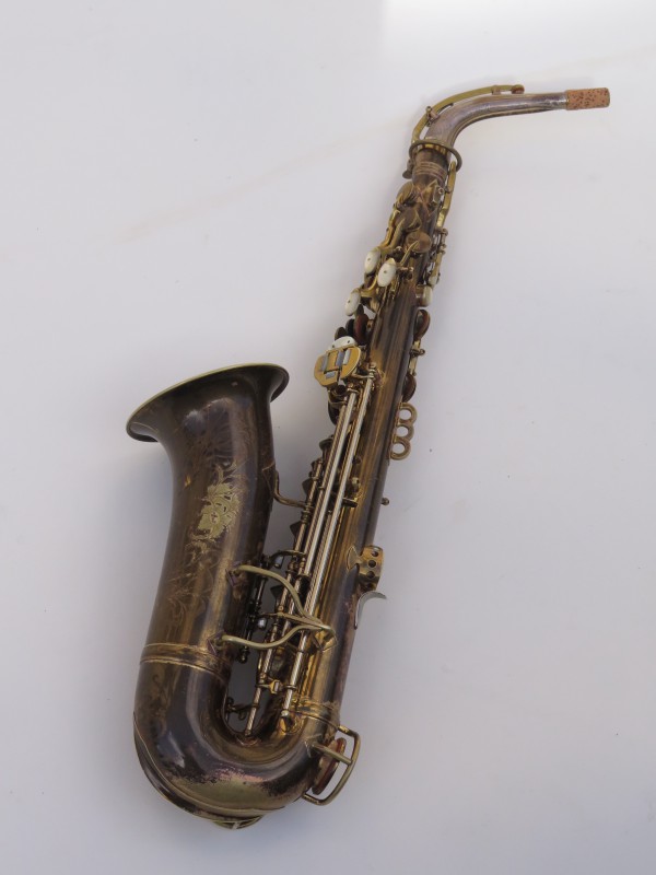 Saxophone alto King Zephyr Special verni gravé (9)