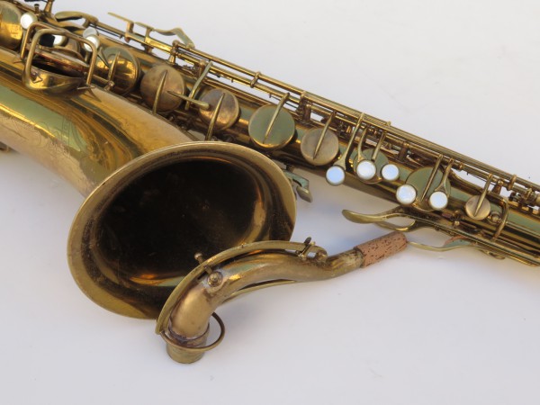 Saxophone ténor Conn transitionnel verni gravé (1)