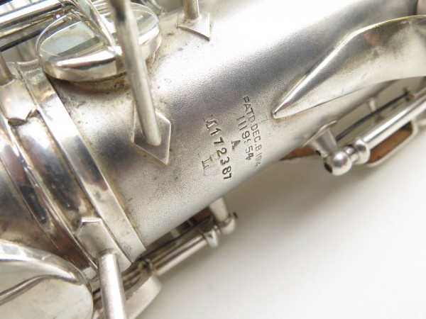 Saxophone alto Conn Chu Berry argenté sablé (18)