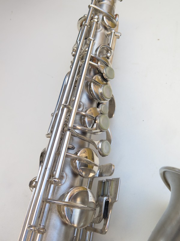 Saxophone C Melody Conn New Wonder 2 argenté sablé (18)