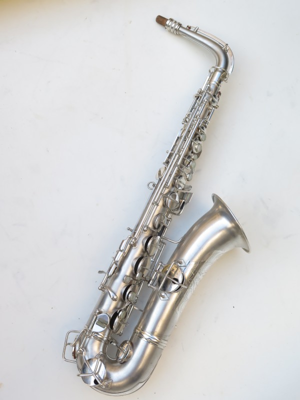 Saxophone C Melody Conn New Wonder 2 argenté sablé (20)