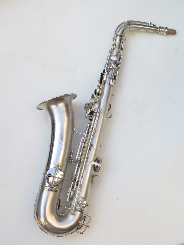 Saxophone C Melody Conn new wonder 2 argenté sablé (16)