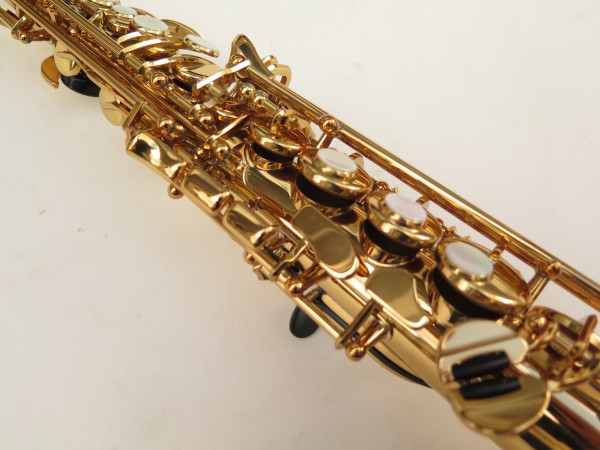 Saxophone soprano Yamaha YSS82ZR verni gravé (11)