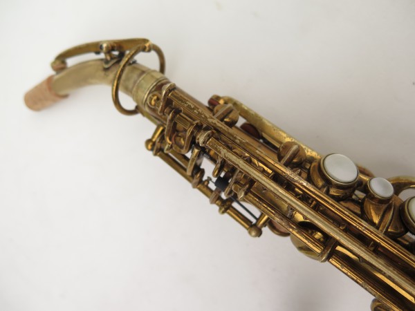 Saxophone soprano courbe Buescher True Tone verni (16)