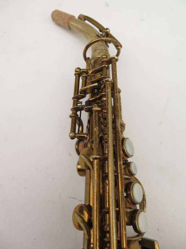 Saxophone soprano courbe Buescher True Tone verni (21)