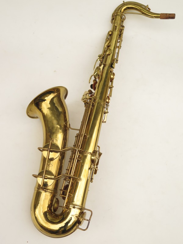 Saxophone ténor Conn 10 verni gravé ladyface (10)