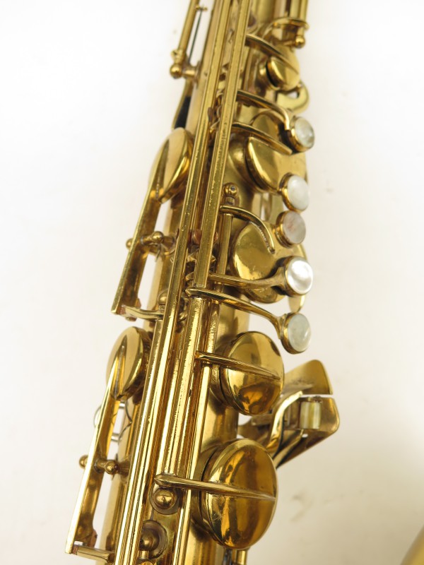 Saxophone ténor Conn 10 verni gravé ladyface (4)