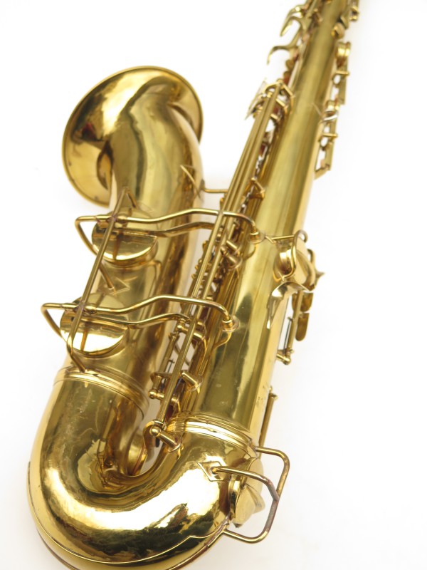 Saxophone ténor Conn 10 verni gravé ladyface (6)