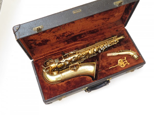 Saxophone alto Conn Chu Berry plaqué or ladyface (11)