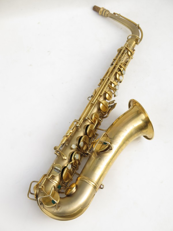 Saxophone ténor en Ut Conn New Wonder 2 plaqué or sablé (17)