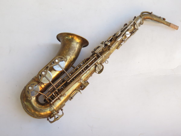Saxophone alto Georges Leblanc semi rationnel verni gravé (11)