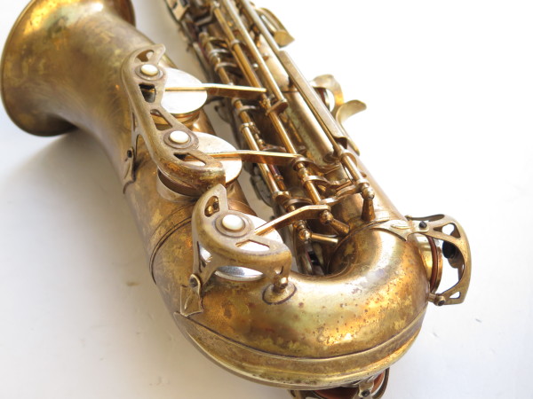 Saxophone alto Georges Leblanc semi rationnel verni gravé (12)