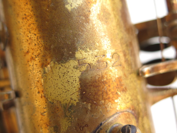 Saxophone alto Georges Leblanc semi rationnel verni gravé (13)