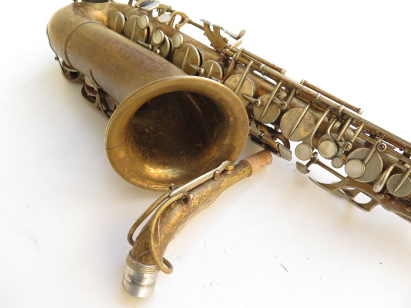 Saxophone alto Georges Leblanc semi rationnel verni gravé (9)