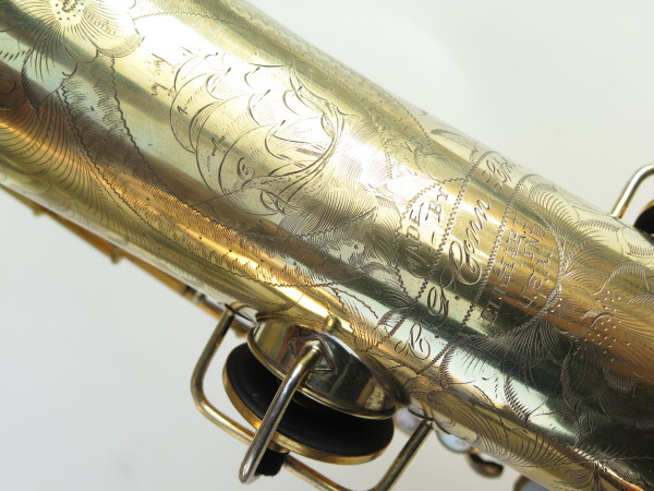 Saxophone ténor Conn Chu Berry plaqué or gravé (13)