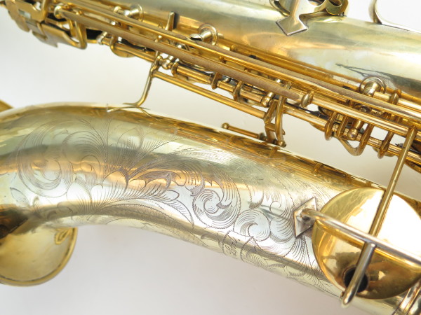 Saxophone ténor Conn Chu Berry plaqué or gravé (17)