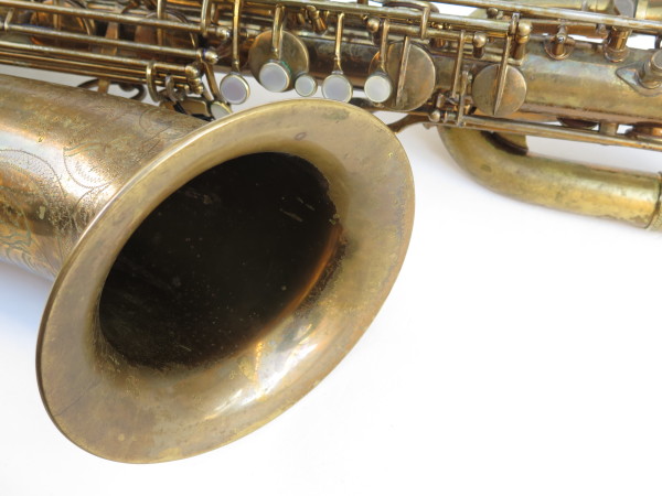 Saxophone baryton Selmer Mark 6 verni gravé (9)