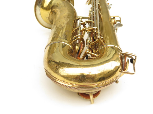 Saxophone ténor Buescher 400 verni gravé (11)