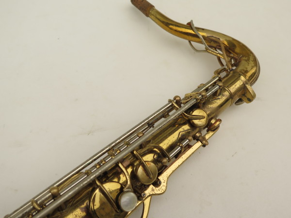 Saxophone ténor Buescher 400 verni gravé (17)
