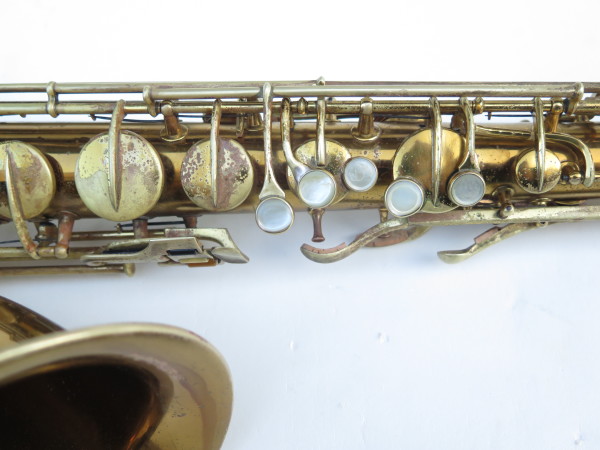 Saxophone ténor Conn Chu Berry verni gravé (1)