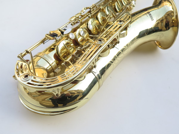 Saxophone ténor Yamaha YTS 61 verni gravé (14)