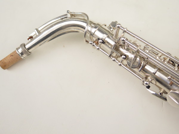 Saxophone alto Louis Augu Royal argenté gravé (13)
