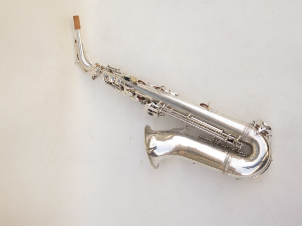 Saxophone alto Couesnon monopole argenté gravé (11)