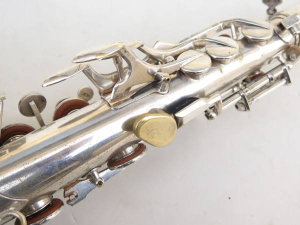 Saxophone alto Couesnon monopole argenté gravé (4)